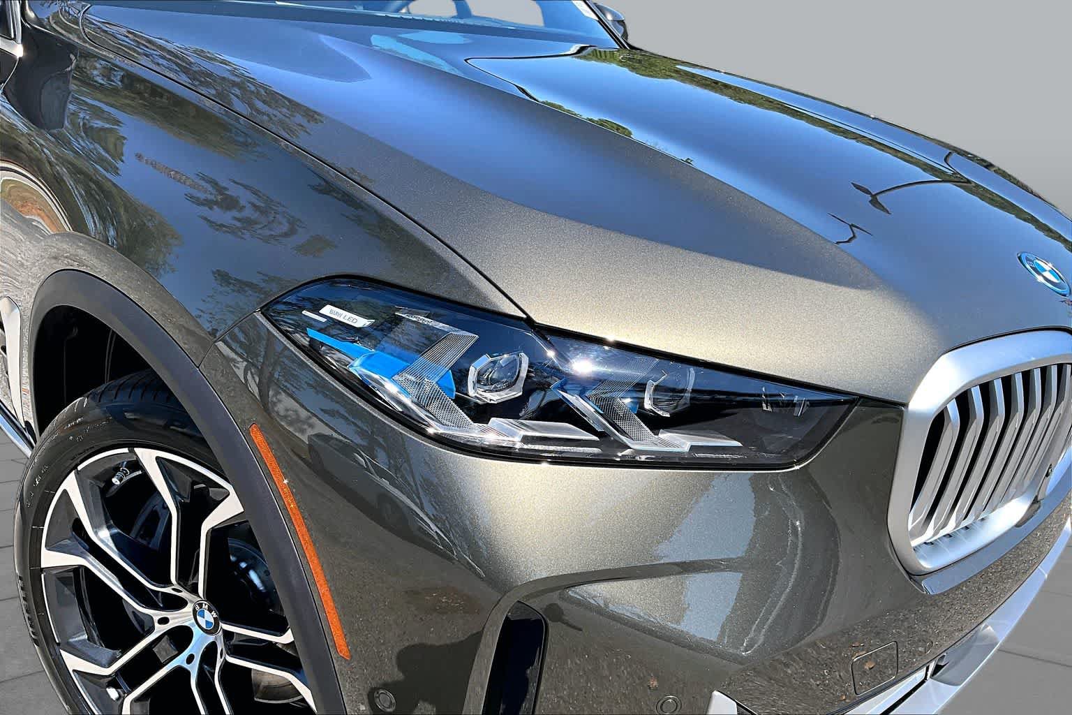 New 2026 BMW X5 xDrive50e AWD/4WD image 13