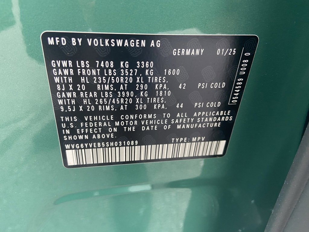 New 2025 Volkswagen ID. Buzz 1st Edition image 12