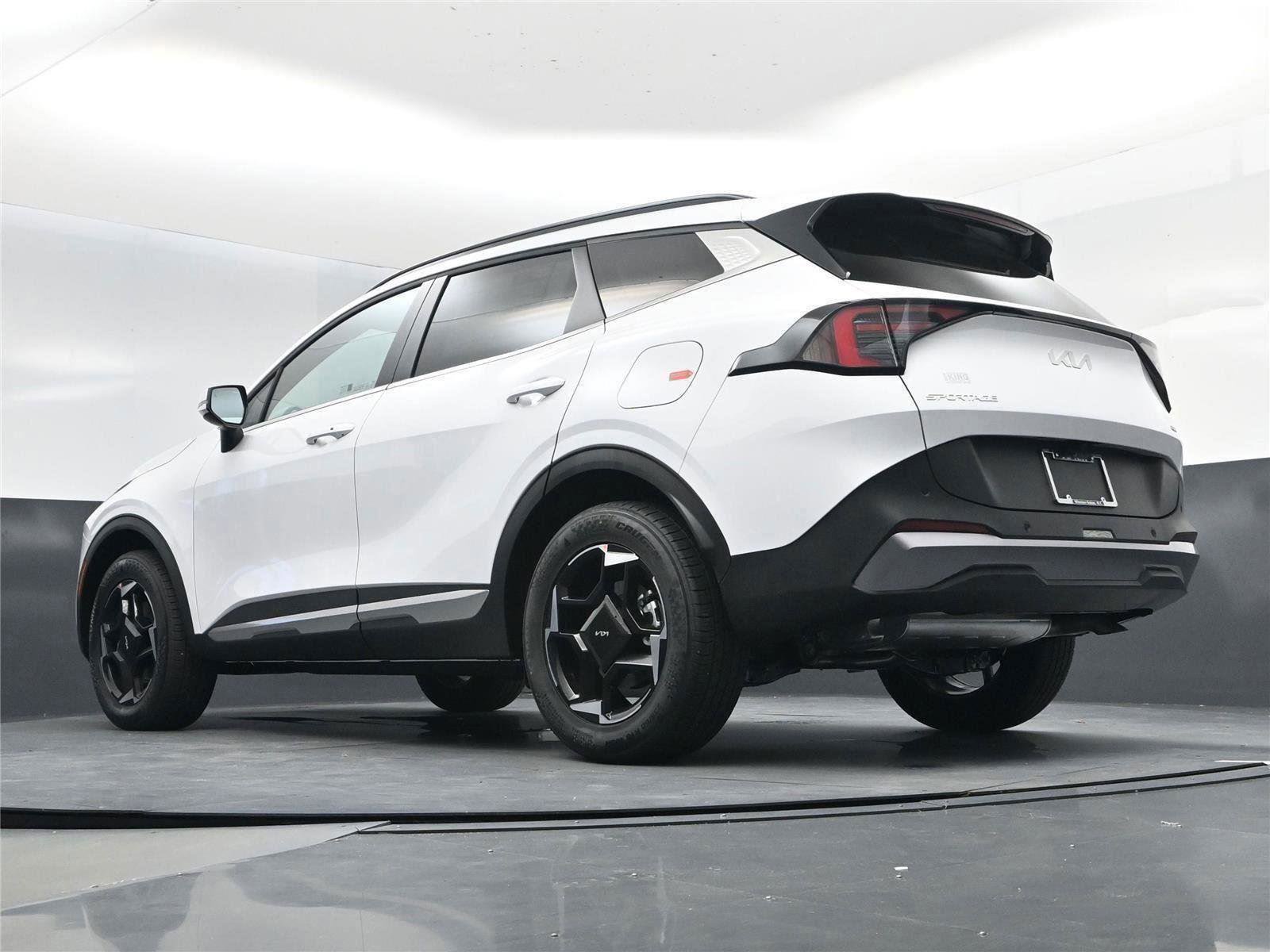 New 2026 Kia Sportage EX image 19