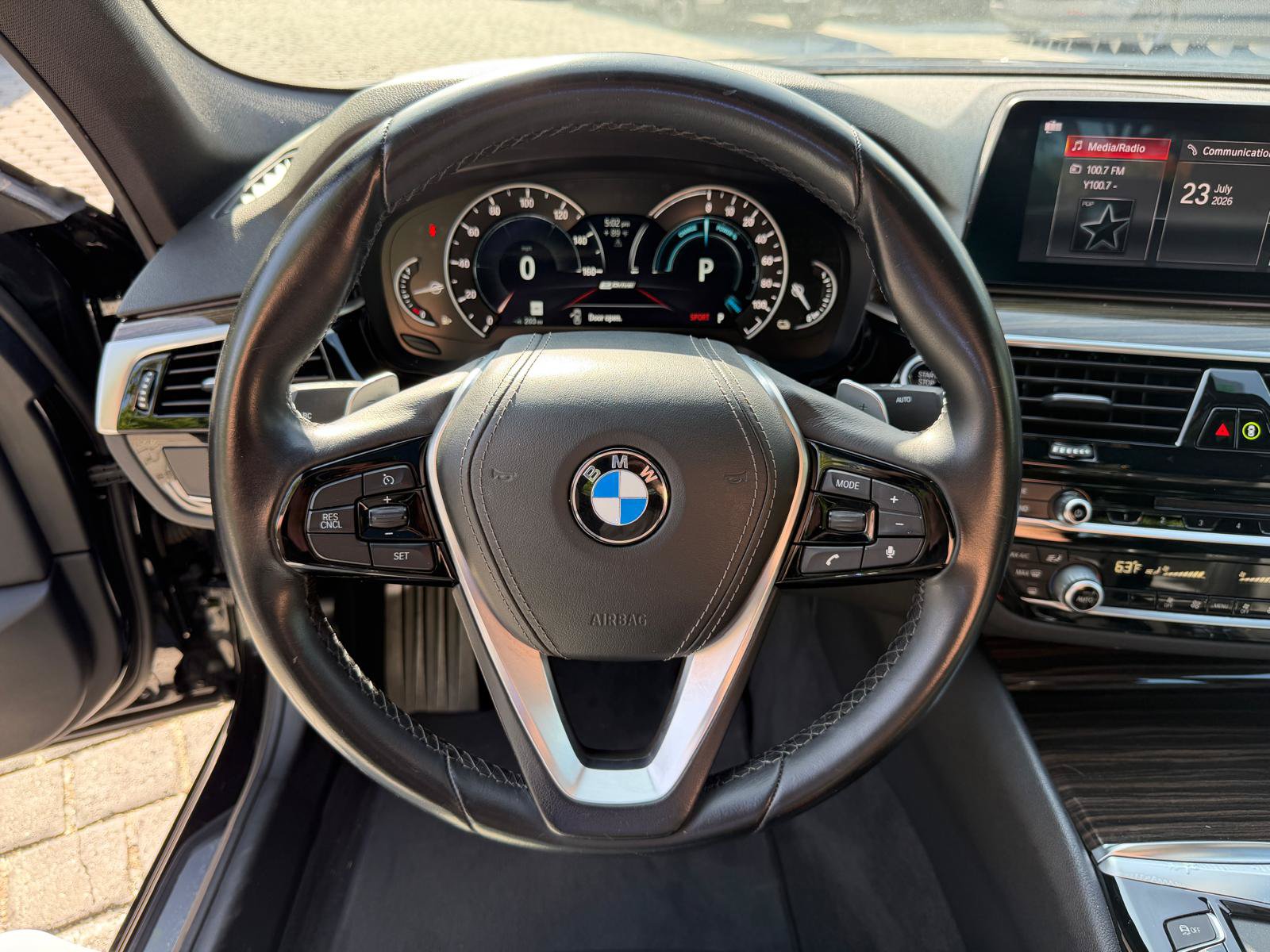 Used 2019 BMW 530e RWD image 28