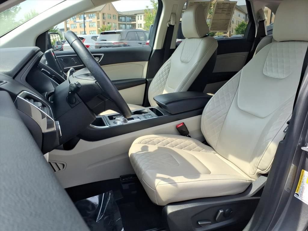 Used 2024 Ford Edge Titanium AWD/4WD image 19