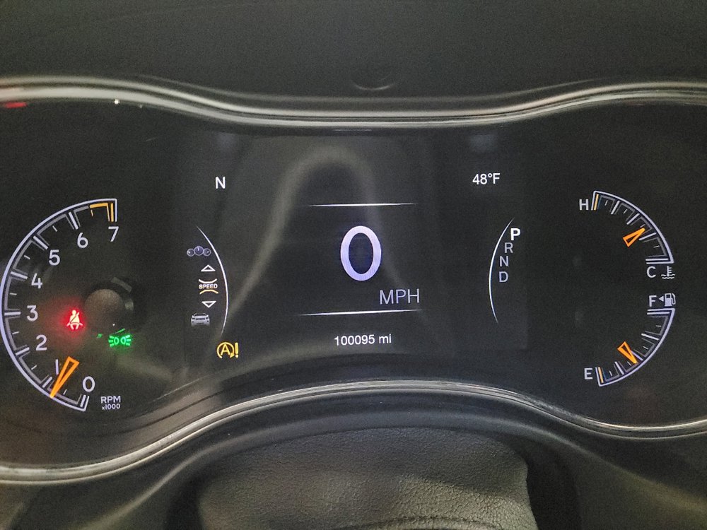 Used 2018 Jeep Grand Cherokee Limited image 23