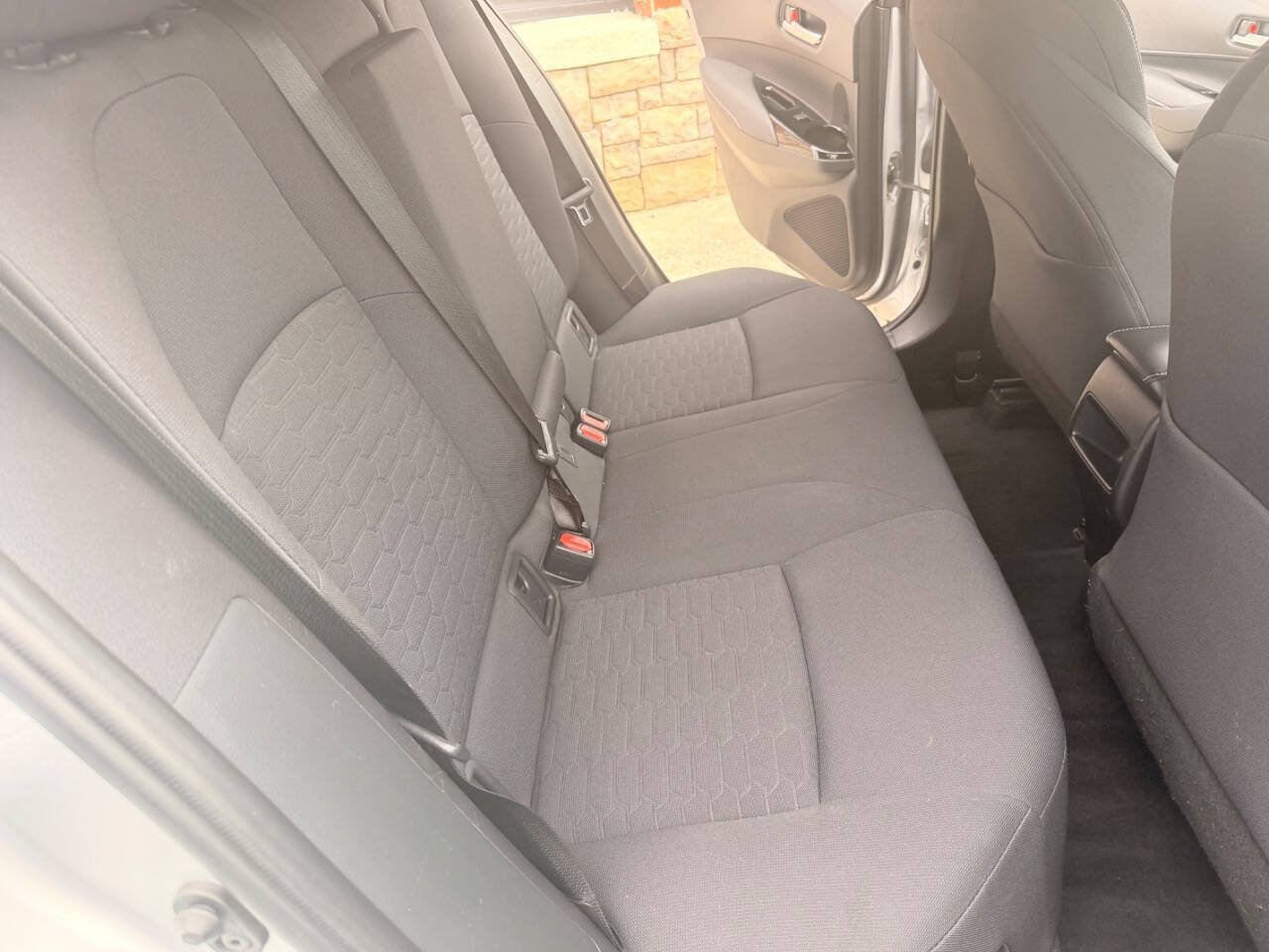 Used 2022 Toyota Corolla SE FWD image 17