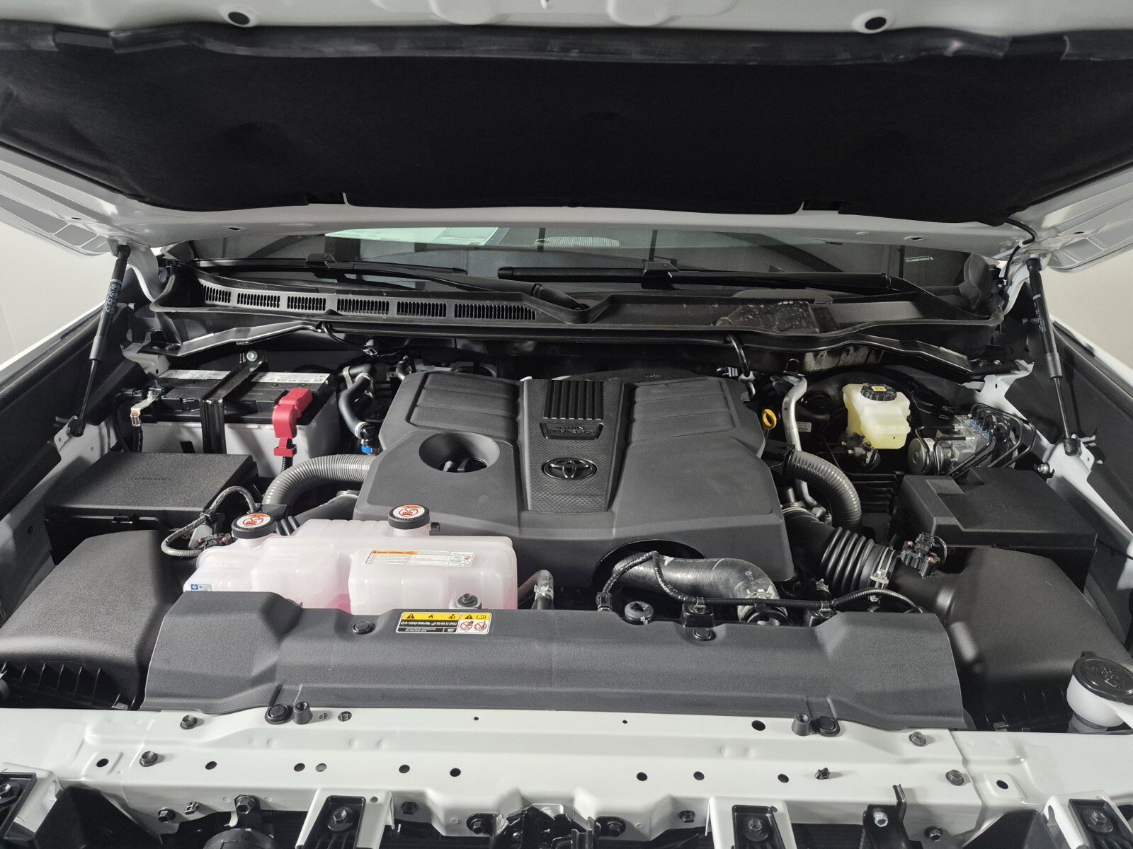 New 2026 Toyota Tundra SR5 AWD/4WD image 8