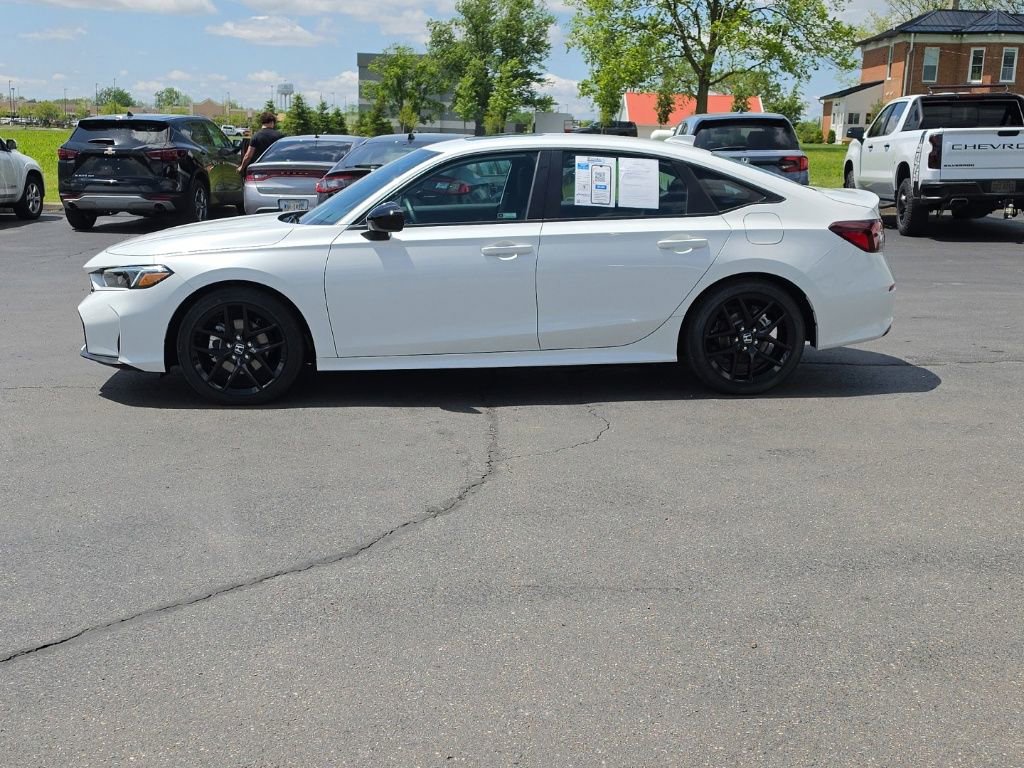 Used 2026 Honda Civic Sport image 4