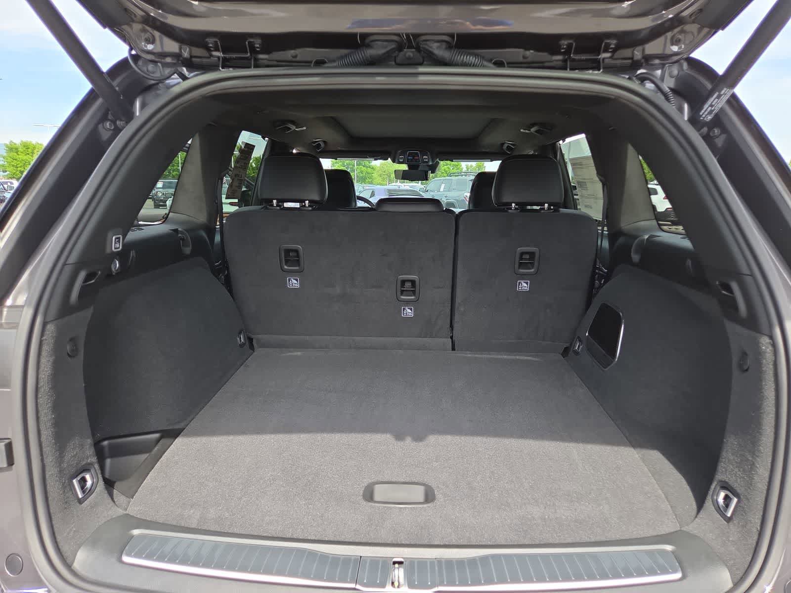 New 2026 Jeep Grand Cherokee Summit AWD/4WD image 27