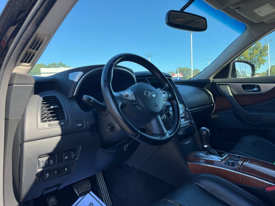 Used 2012 INFINITI FX35 AWD w/ Premium Pkg image 14