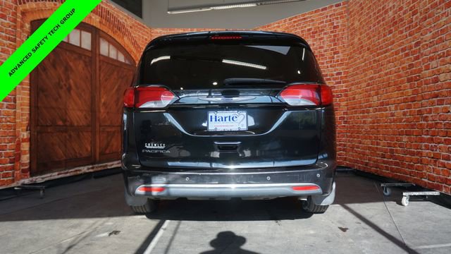 Used 2019 Chrysler Pacifica Touring-L w/ Advanced Safetytec Group image 6