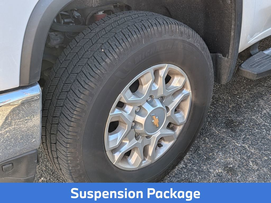 Used 2023 Chevrolet Silverado 2500 LT w/ Convenience Package AWD/4WD image 8