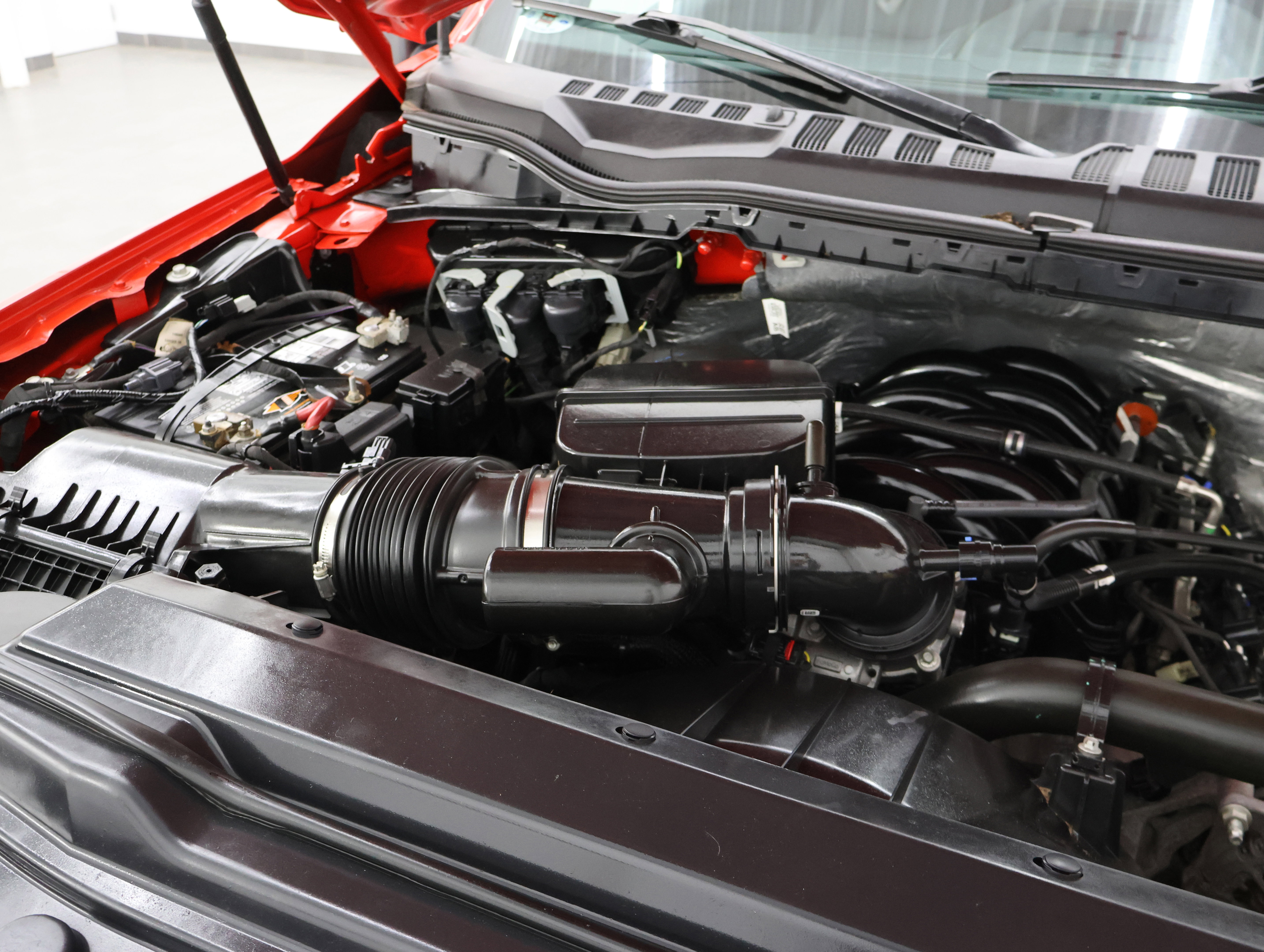 Used 2022 Ford F350 Lariat w/ Lariat Ultimate Package image 18