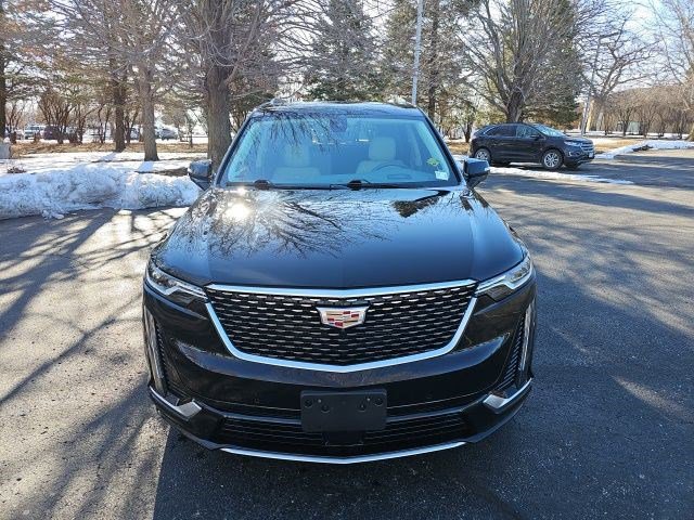 Used 2024 Cadillac XT6 Premium Luxury w/ Technology Package AWD/4WD image 9