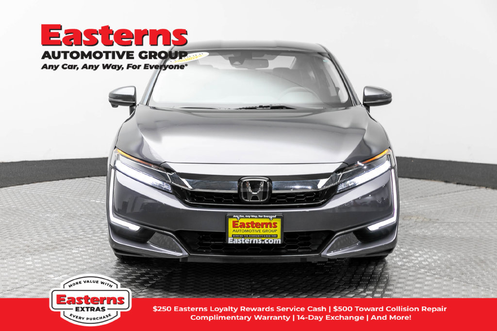 Used 2021 Honda Clarity Plug-In Hybrid image 3