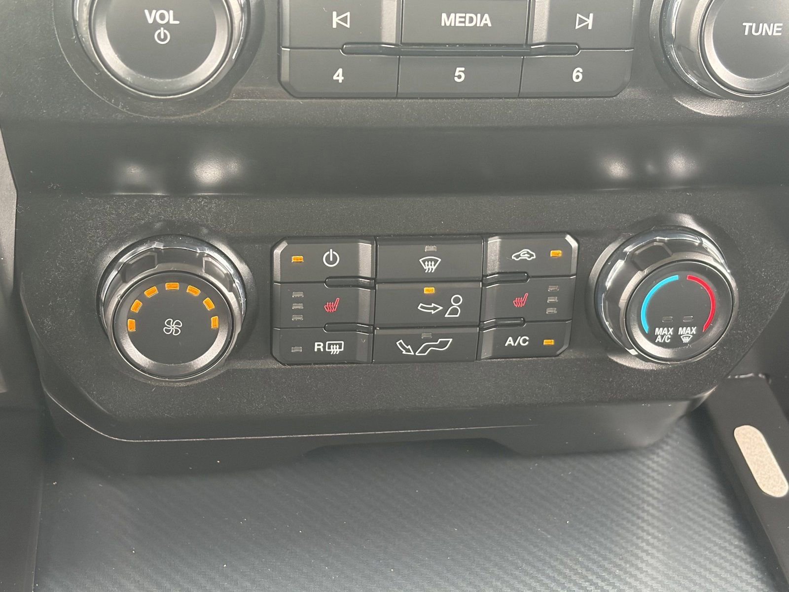 Used 2020 Ford F150 XLT w/ Equipment Group 302A Luxury image 30