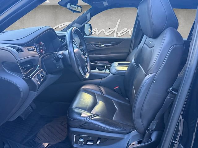 Used 2019 Cadillac Escalade ESV Platinum w/ Escalade Sport Edition AWD/4WD image 19