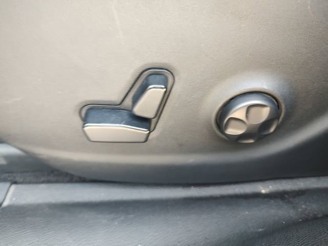 Certified 2018 Jeep Cherokee Limited w/ Technology Group image 30