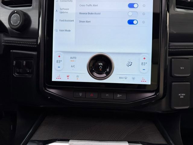 Used 2022 Ford F150 Lightning Platinum image 36