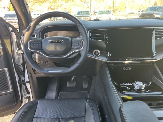Used 2024 Jeep Wagoneer L Series II w/ Flexible Seating Group AWD/4WD image 22