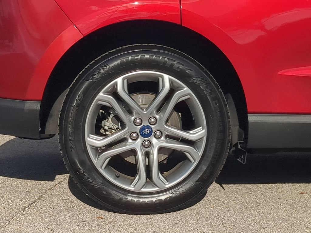 Used 2018 Ford Edge Titanium w/ Equipment Group 301A image 19