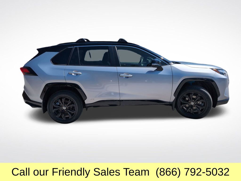 Used 2023 Toyota RAV4 XSE AWD/4WD image 7