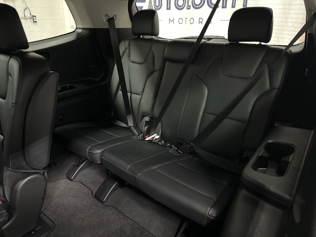 Used 2025 Kia Telluride S image 38