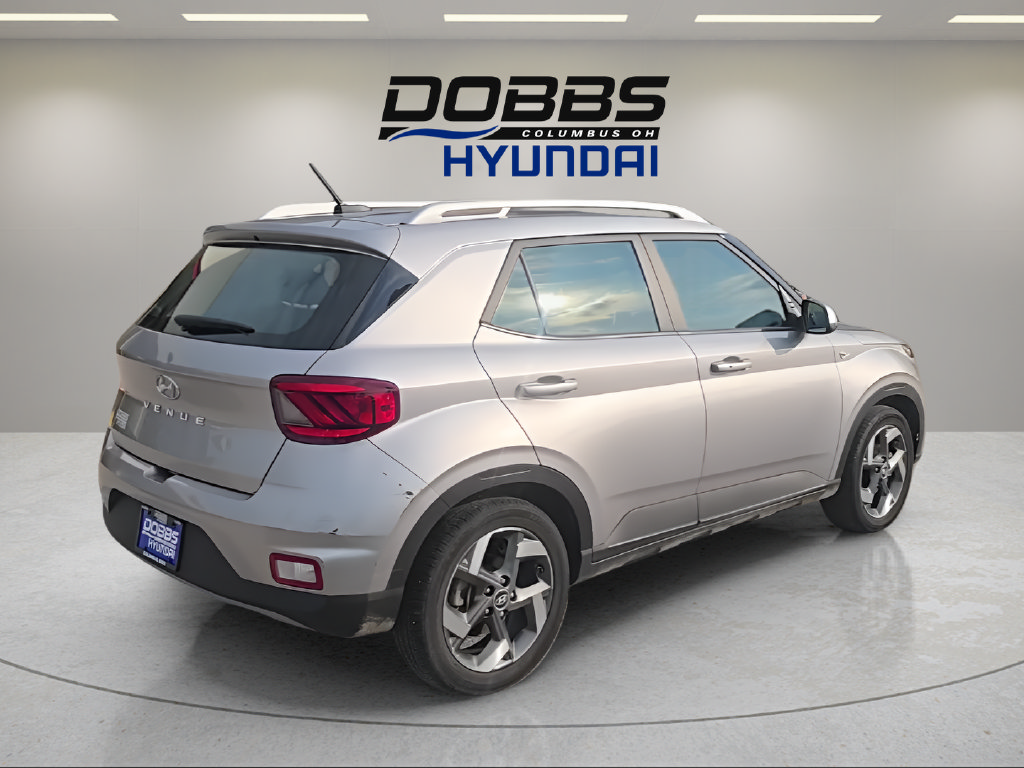 Certified 2025 Hyundai Venue SEL FWD image 5