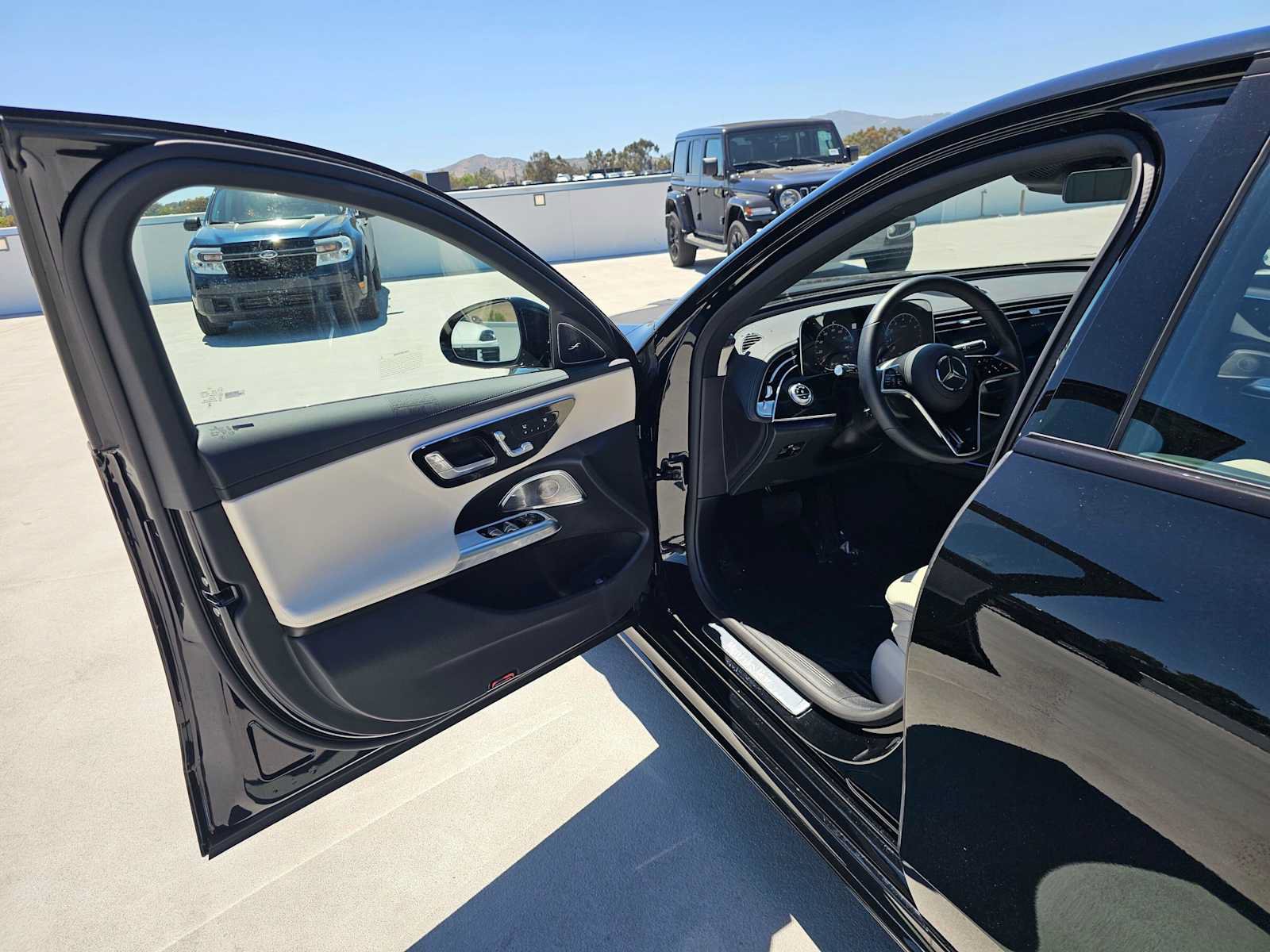 Used 2026 Mercedes-Benz E 450 4MATIC Sedan image 19