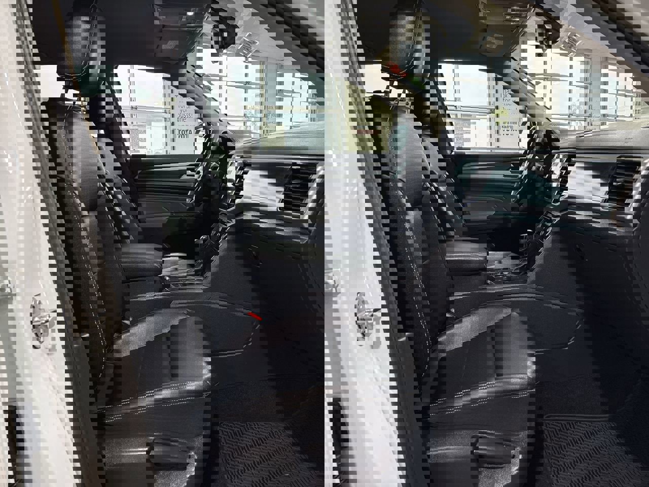 Used 2022 Volkswagen Atlas SE image 25