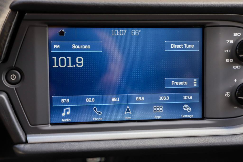 Used 2017 Ford GT RWD image 83
