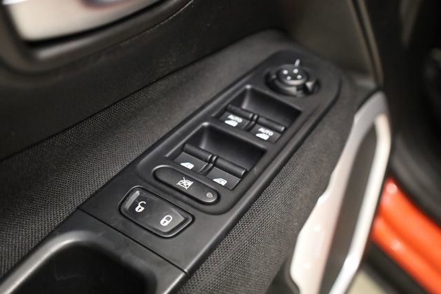 Used 2018 Jeep Renegade Latitude image 17