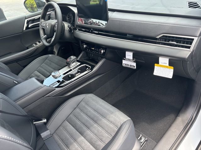New 2025 Mitsubishi Outlander SE AWD/4WD image 27