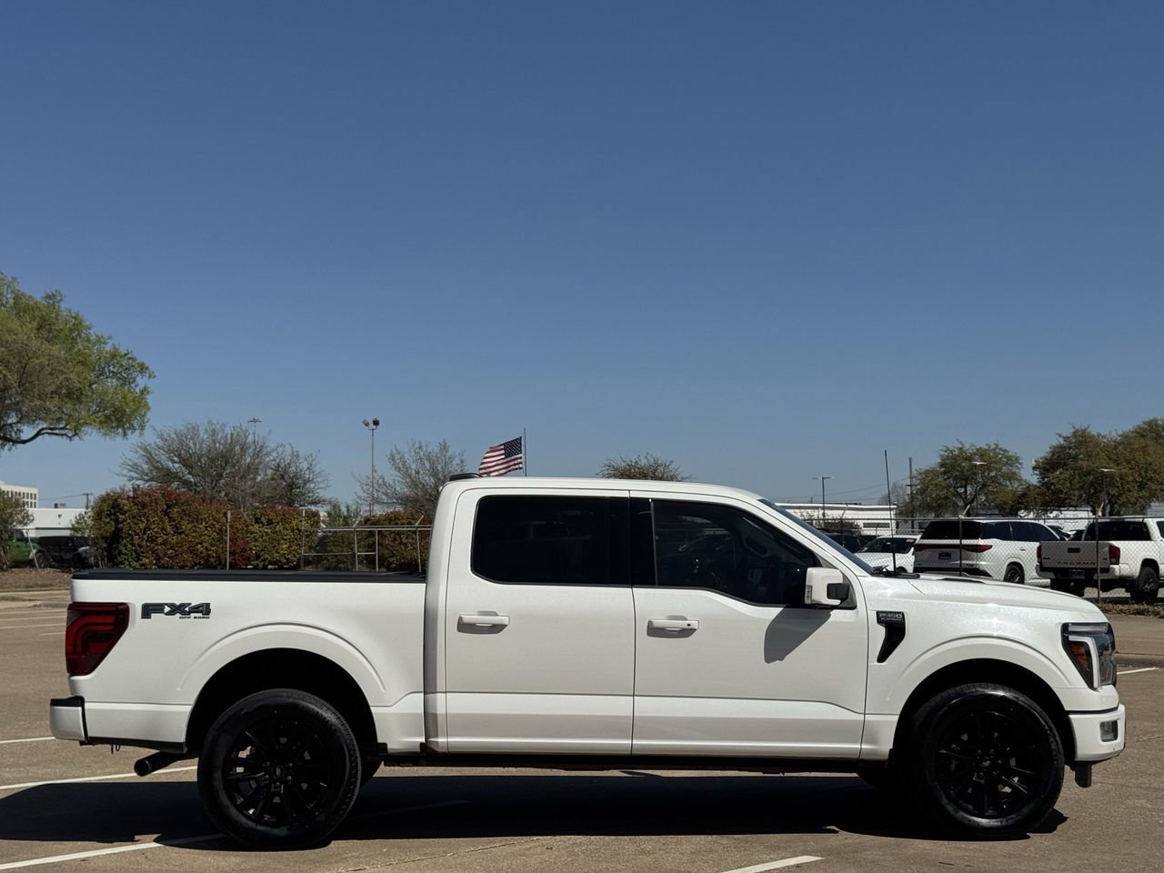 Used 2024 Ford F150 Platinum w/ FX4 Off-Road Package image 3