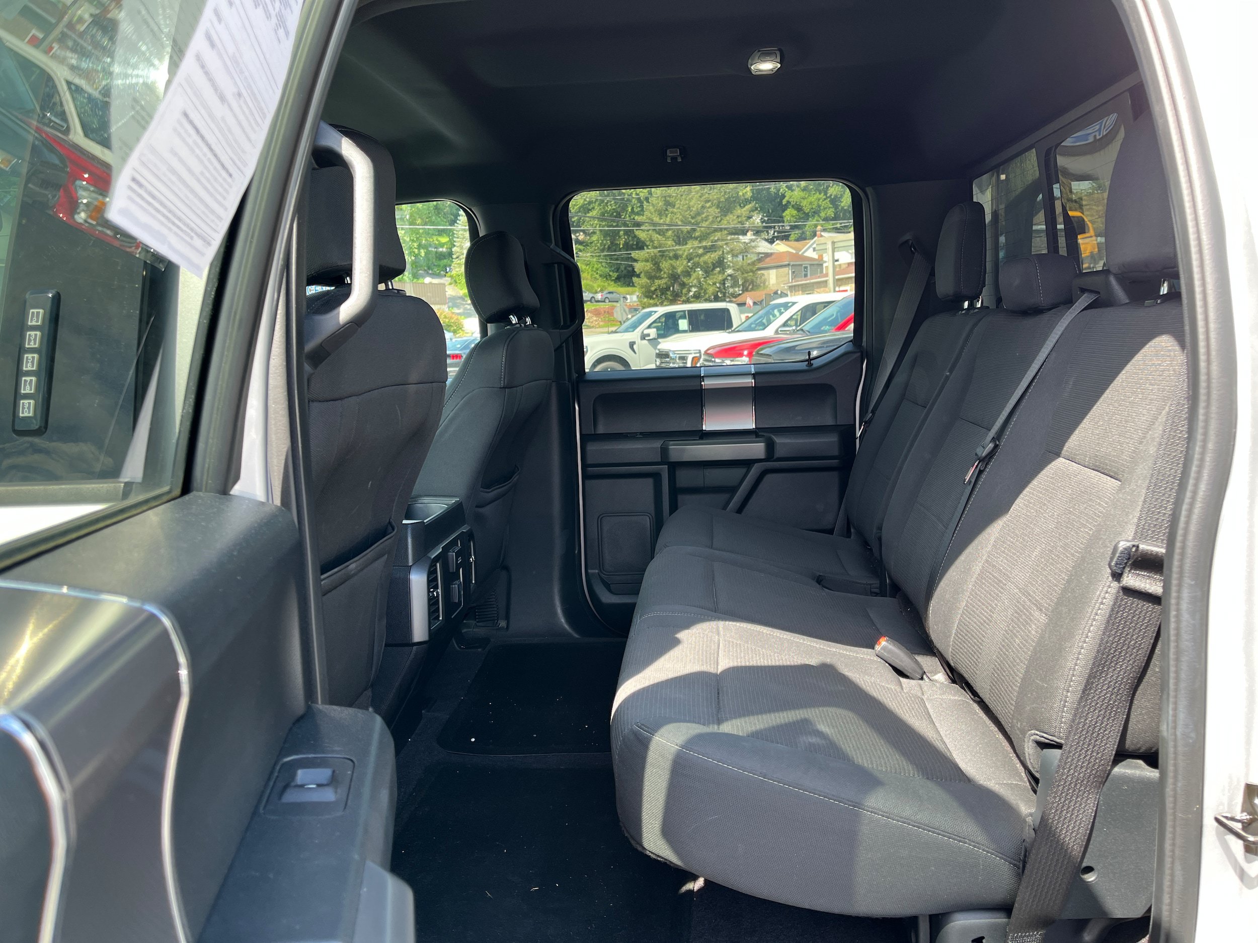 Used 2016 Ford F150 XLT w/ Equipment Group 302A Luxury AWD/4WD image 15