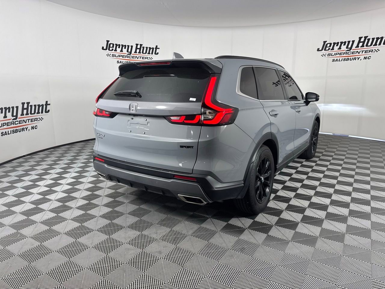 Used 2025 Honda CR-V Sport image 9
