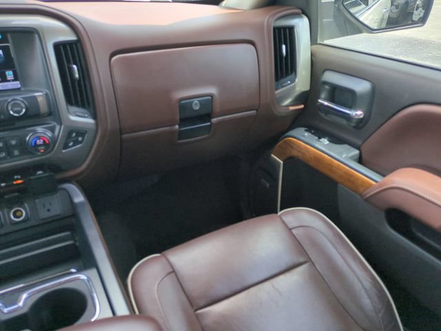 Used 2018 Chevrolet Silverado 1500 High Country AWD/4WD image 19