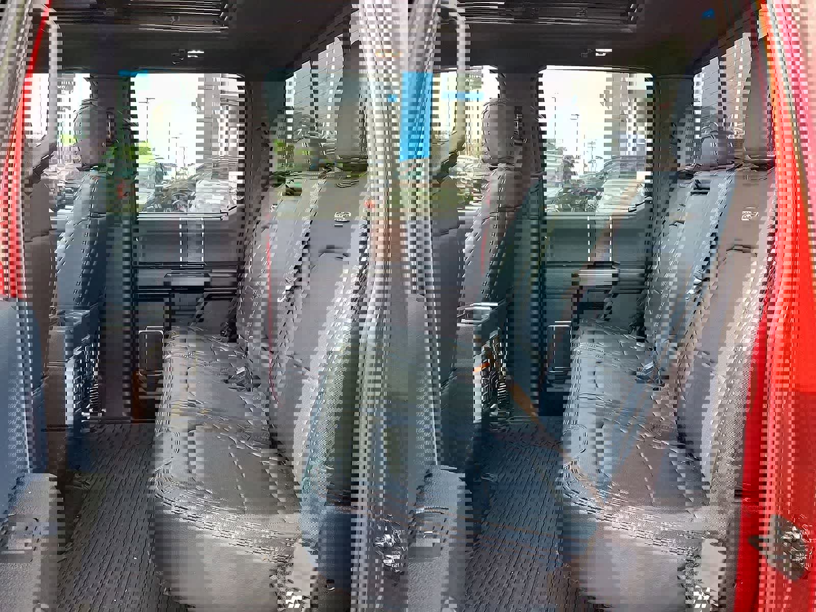 Used 2018 Ford F150 Limited w/ Trailer Tow Package image 31