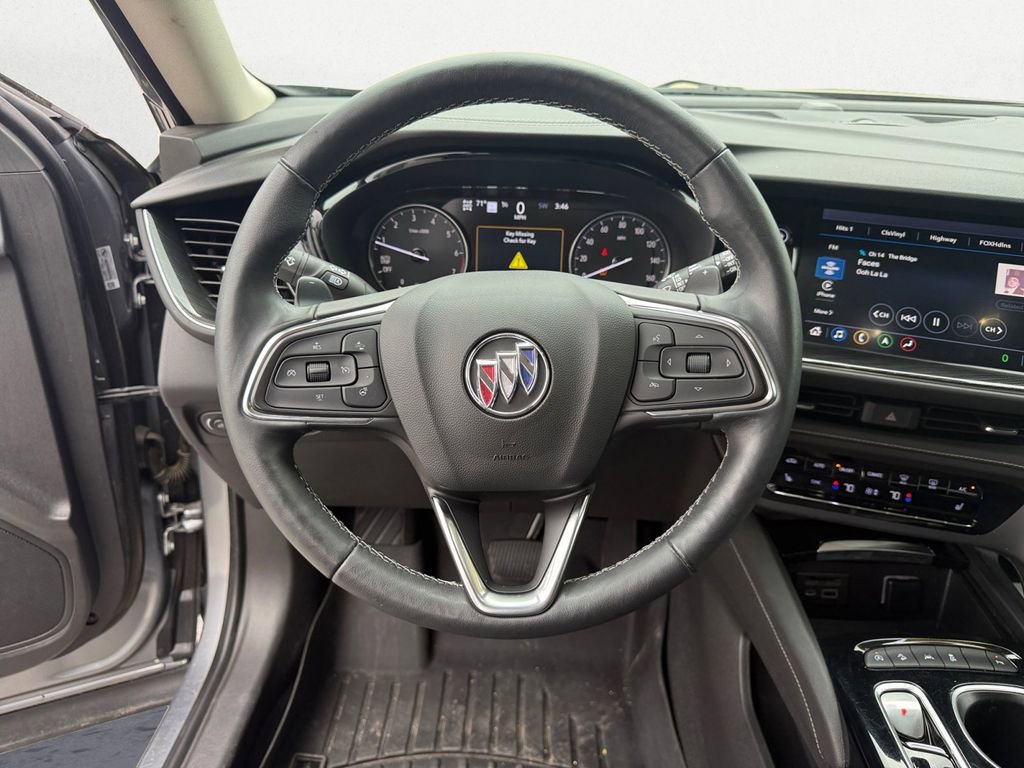 Used 2021 Buick Envision Essence w/ Technology Package I image 12