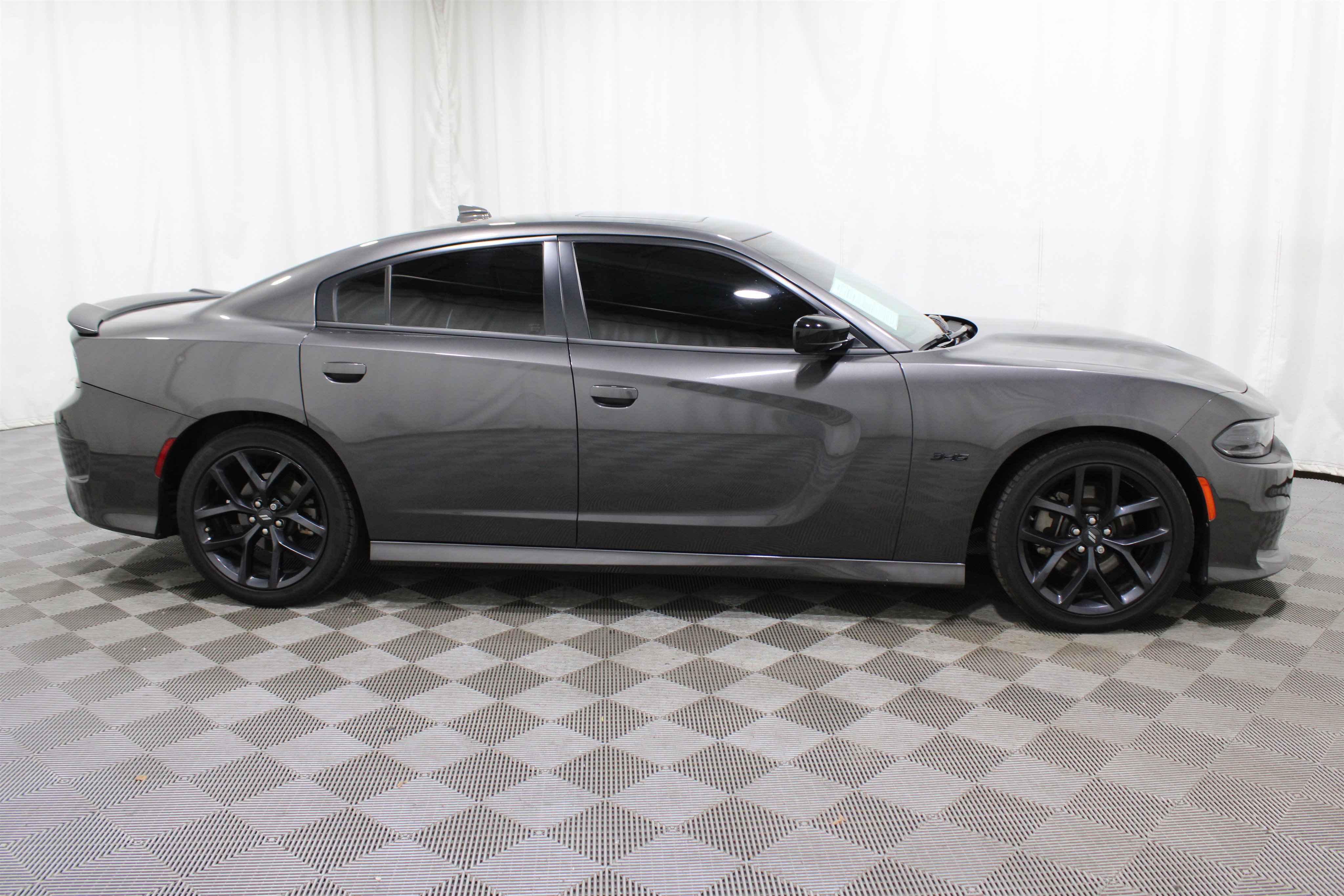 Used 2023 Dodge Charger R/T w/ Blacktop Package image 28