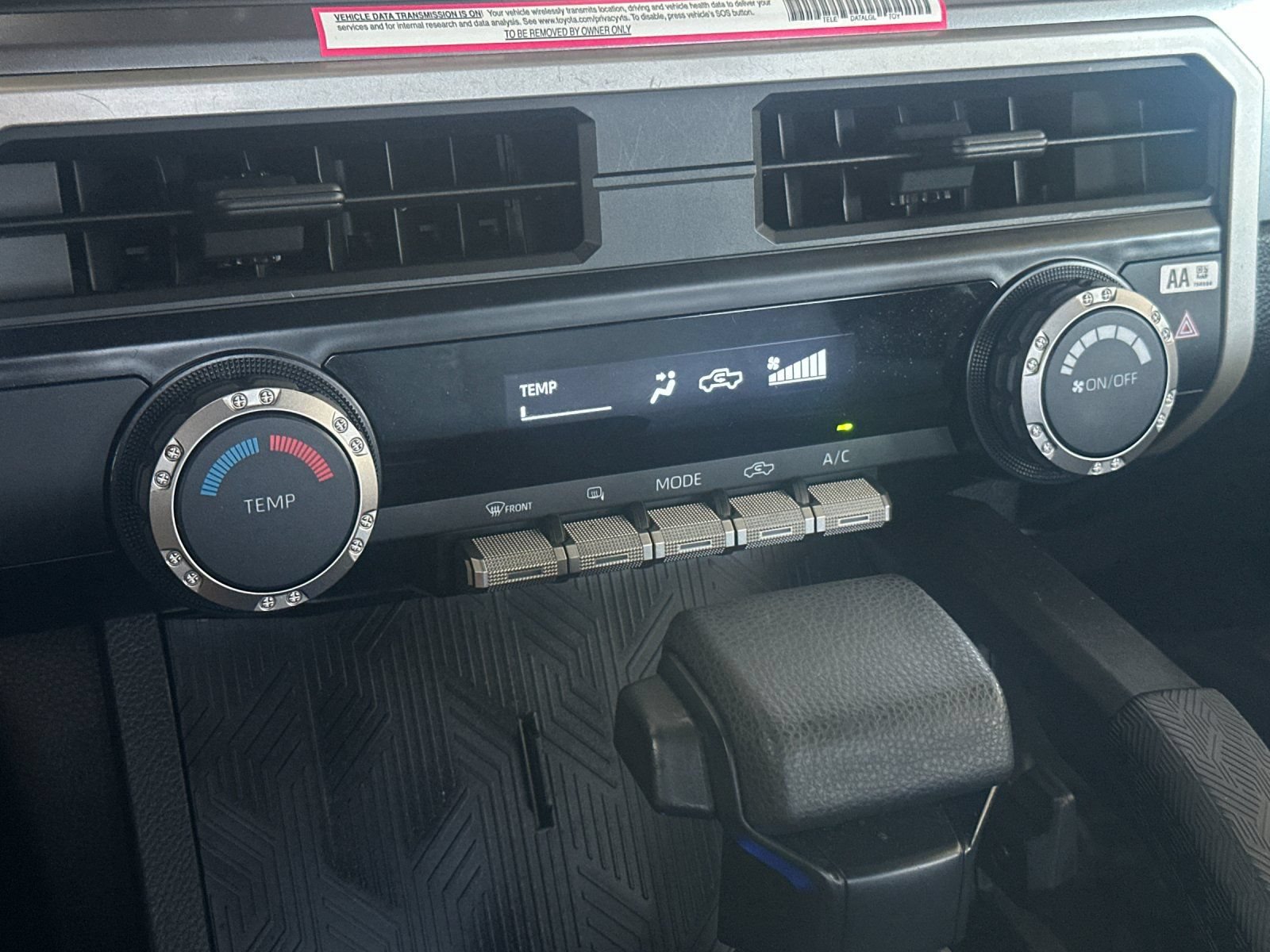 Used 2024 Toyota Tacoma SR5 AWD/4WD image 17