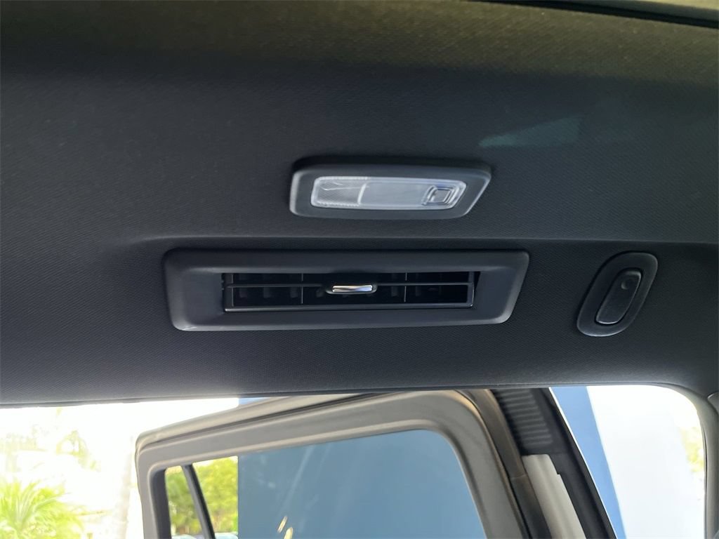 New 2024 Chevrolet Tahoe High Country w/ Advanced Technology Package AWD/4WD image 22