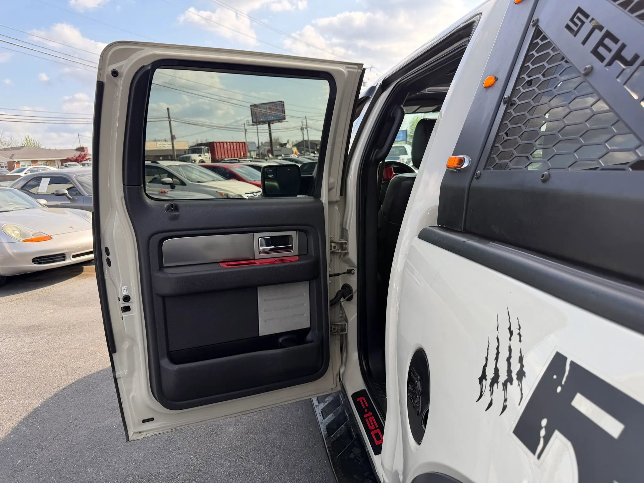 Used 2013 Ford F150 Raptor w/ Luxury Equipment Group AWD/4WD image 38