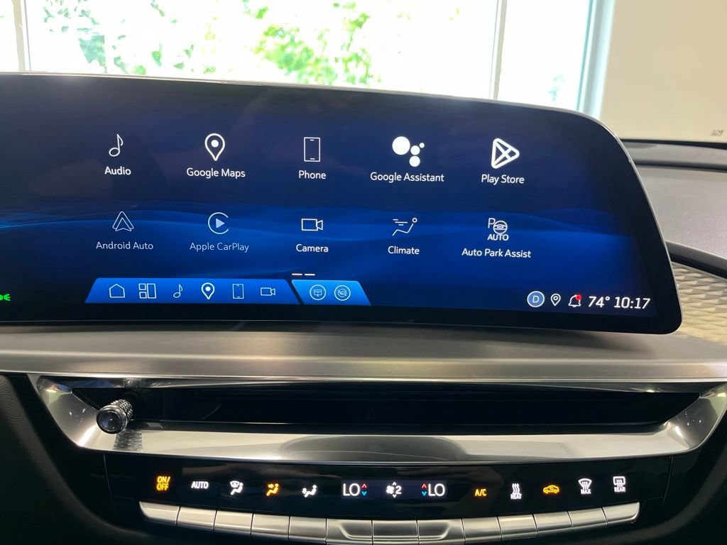 Certified 2024 Cadillac Lyriq Luxury AWD/4WD image 21