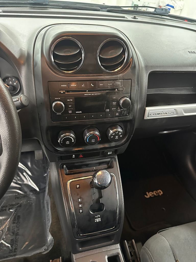 Used 2016 Jeep Compass Sport w/ Power Value Group image 15