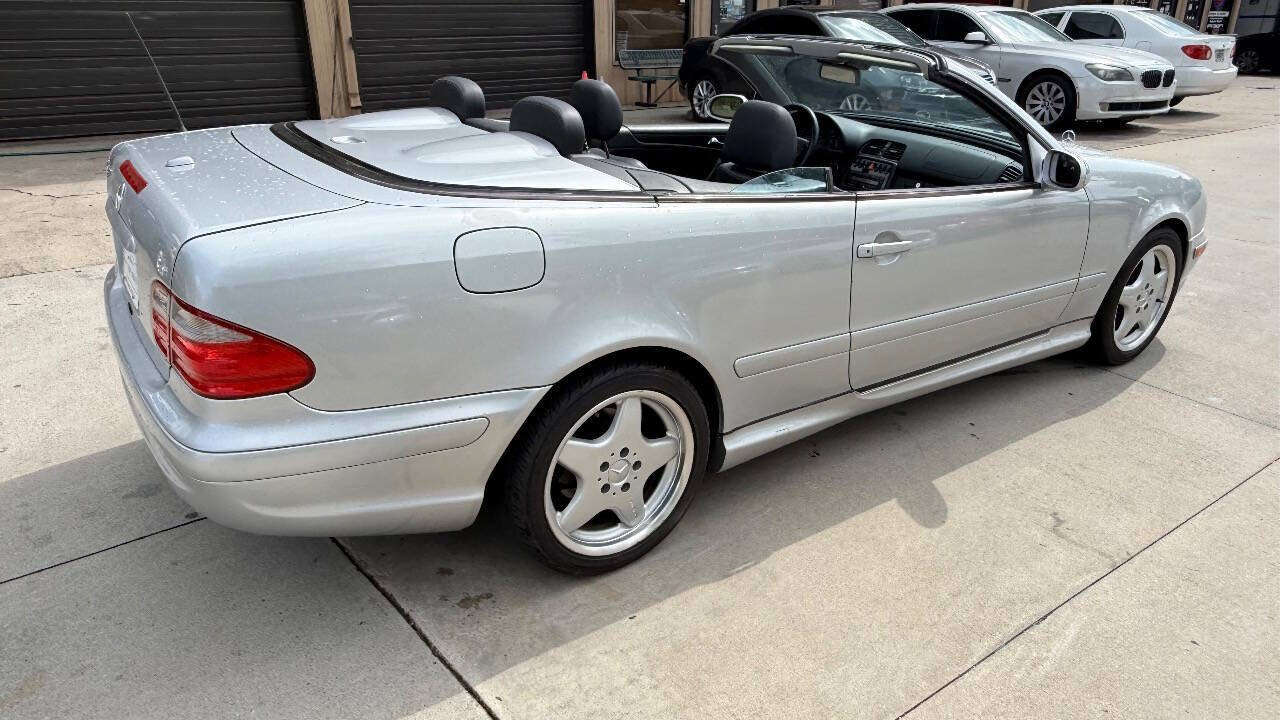 Used 2000 Mercedes-Benz CLK 430 Cabriolet image 21