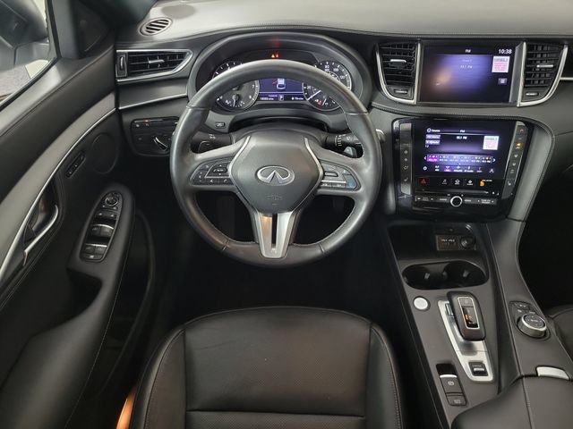 Certified 2025 INFINITI QX55 Luxe w/ Cargo Package AWD/4WD image 11