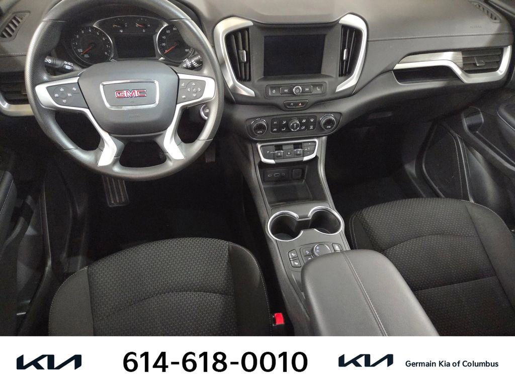 Used 2023 GMC Terrain SLE w/ Driver Convenience Package image 17