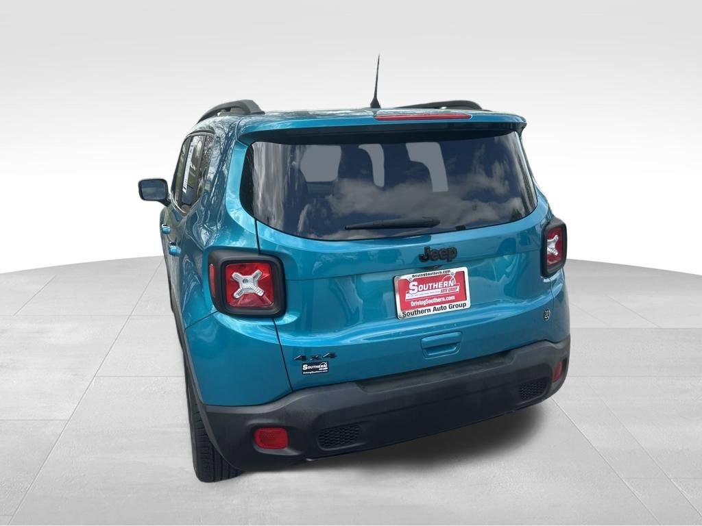 Used 2022 Jeep Renegade Altitude w/ Sun/Sound Group image 24