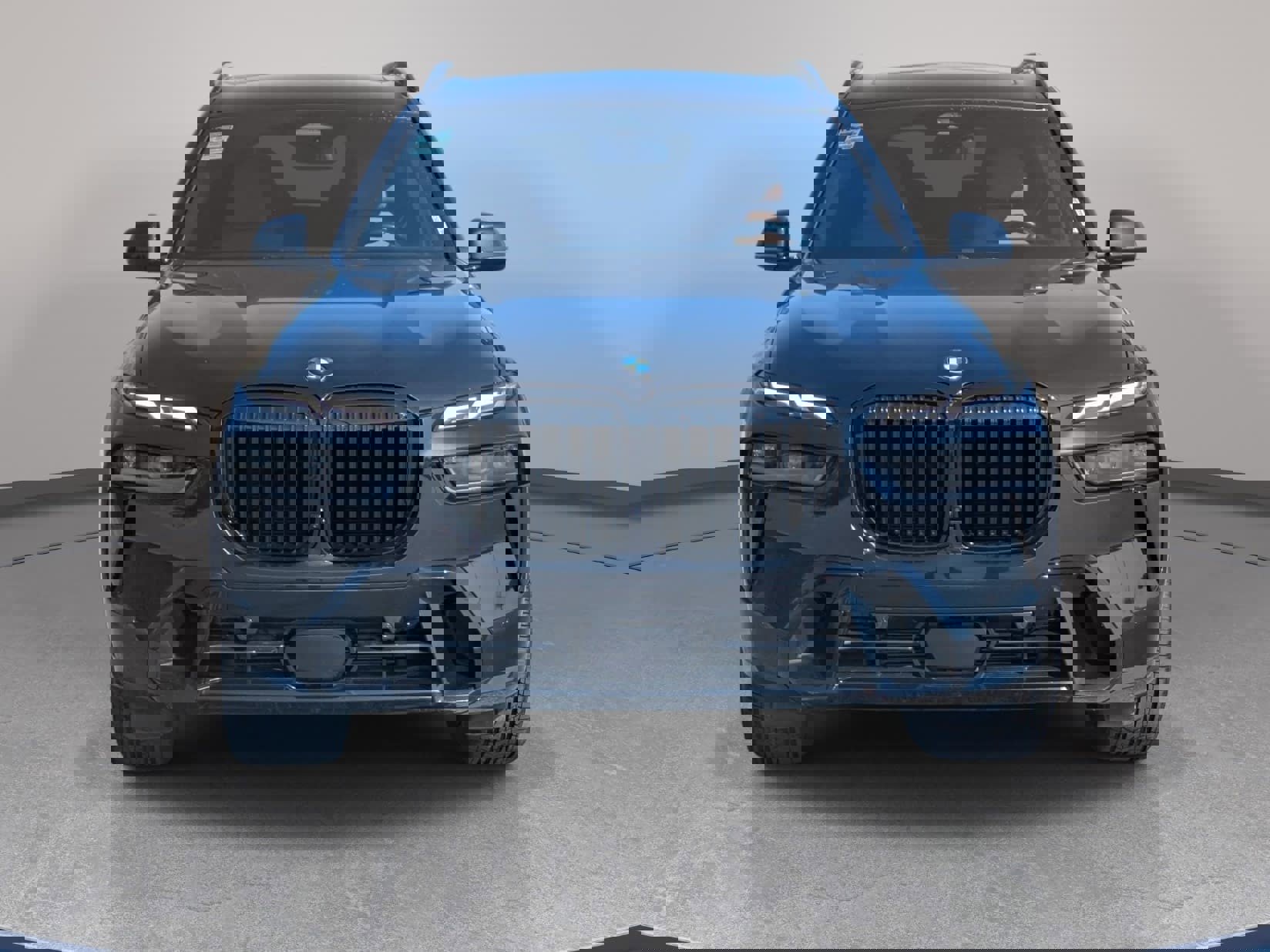 Used 2024 BMW X7 xDrive40i w/ M Sport Package image 2