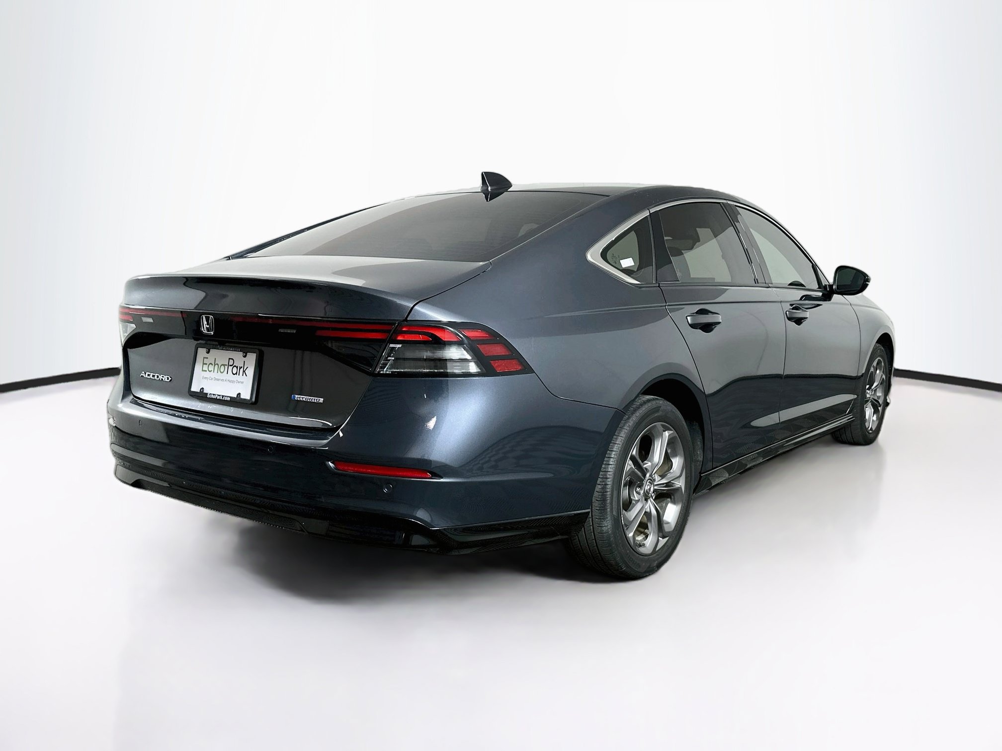 Used 2023 Honda Accord EX-L image 9