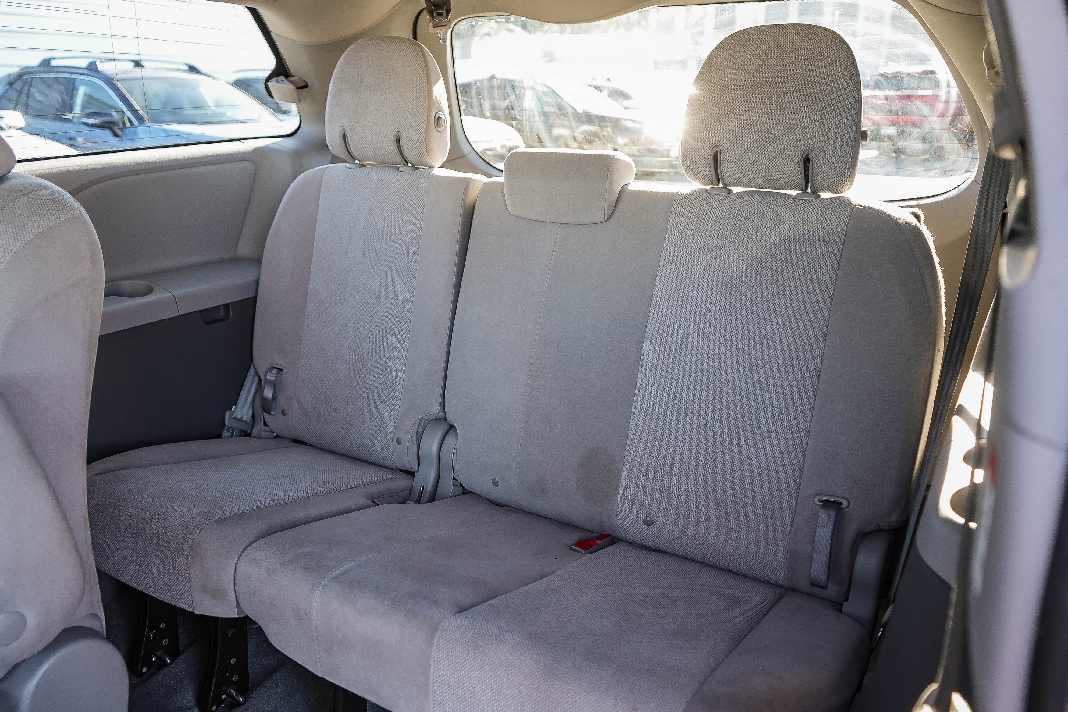 Used 2020 Toyota Sienna L image 20