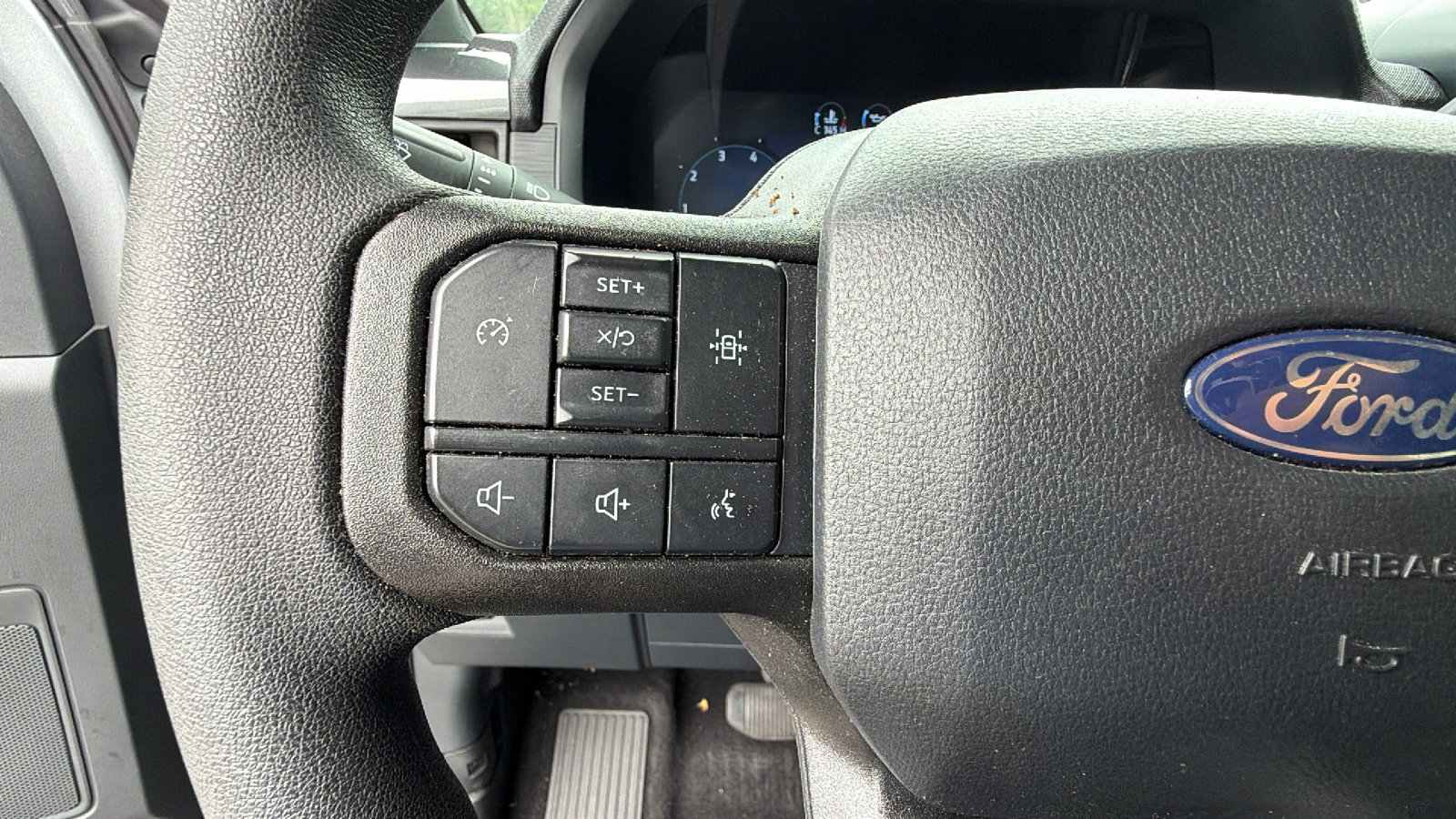 Used 2025 Ford F150 STX w/ Equipment Group 200A AWD/4WD image 27